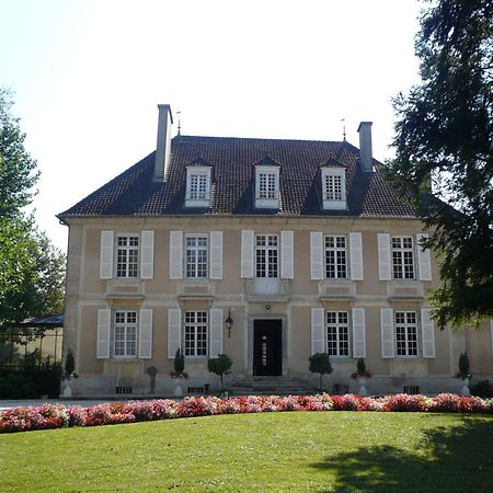 Chateau De Rigny マントン・サン・ベルナール エクステリア 写真